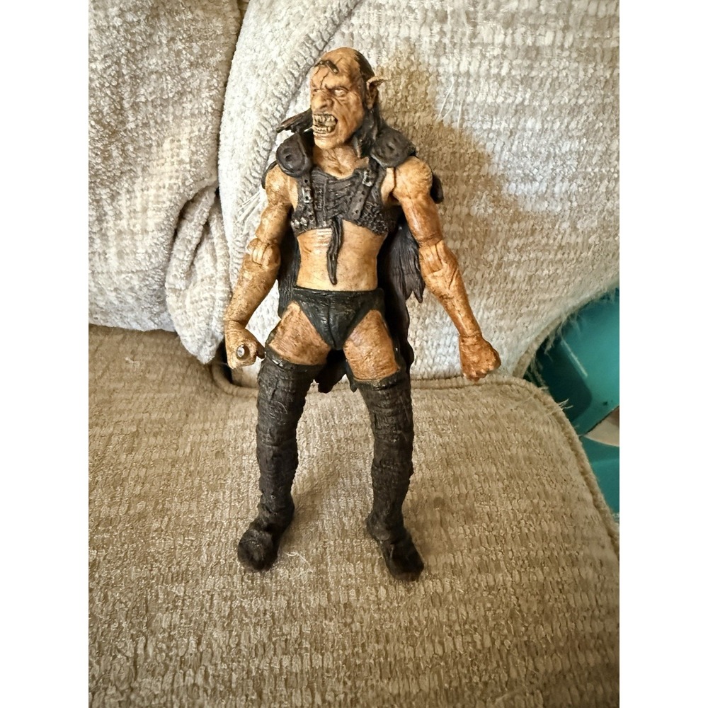 ToyBiz Lord Of The Rings The Two Towers Sharku 2003 Action Figure Loose 7.5"